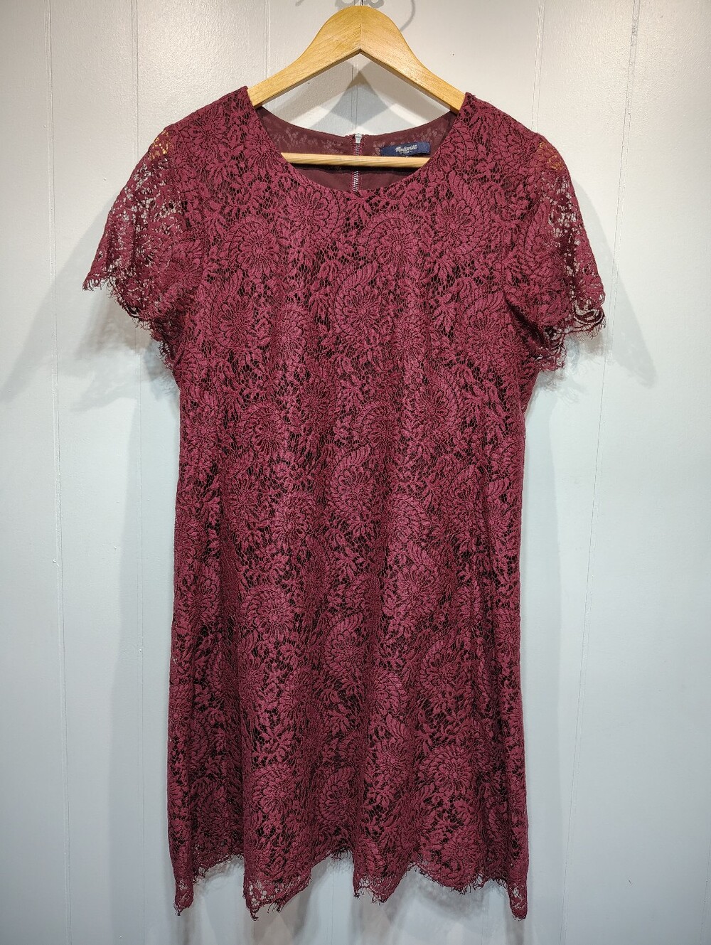 Madewell Burgundy Floral Lace Shift Dress Size 8 Wedding Guest Holiday Mini